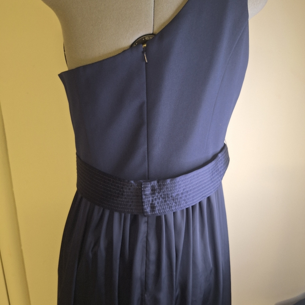 White by Vera Wang Navy Blue Half Shoulder Formal Dress Size 10